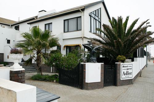 Garni Adler (1)